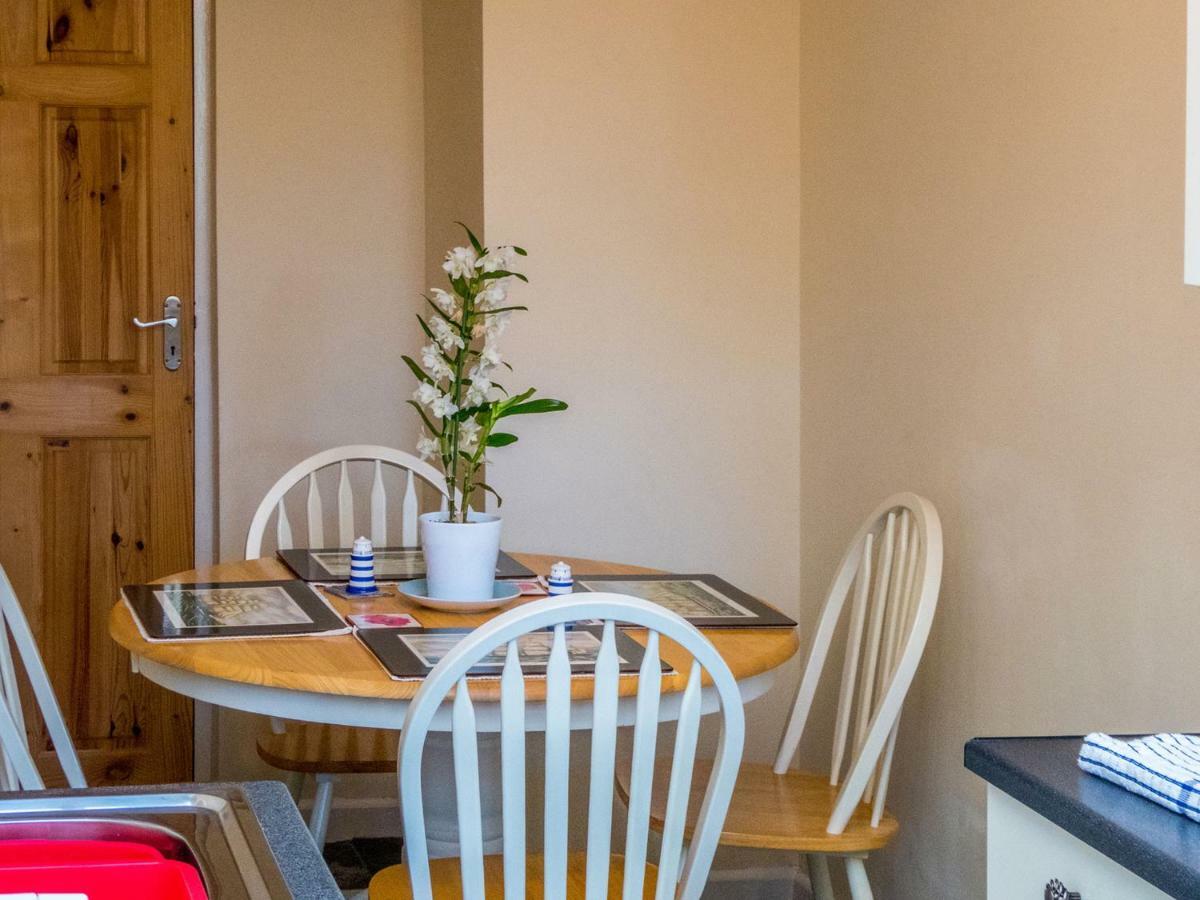 Looe Self Catering Appartement Buitenkant foto